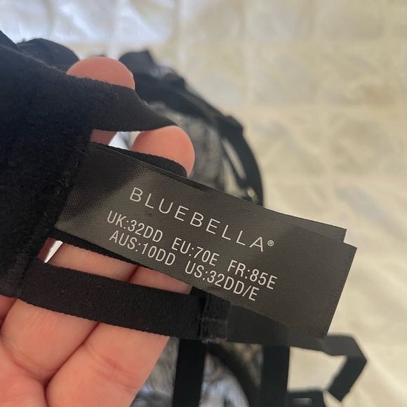 Bluebella Black Lace Balconette Bra - Picture 6 of 7